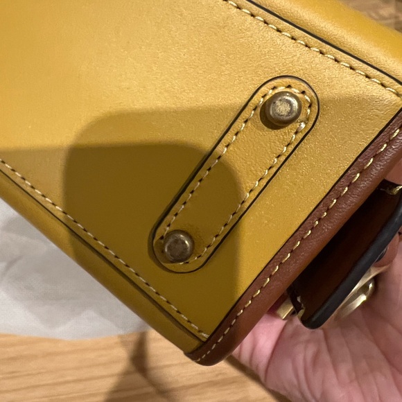 😜 RARE Coach Coachies Rogue 17 In Signature Textile Jacquard With Winkie NWT - Picture 8 of 13